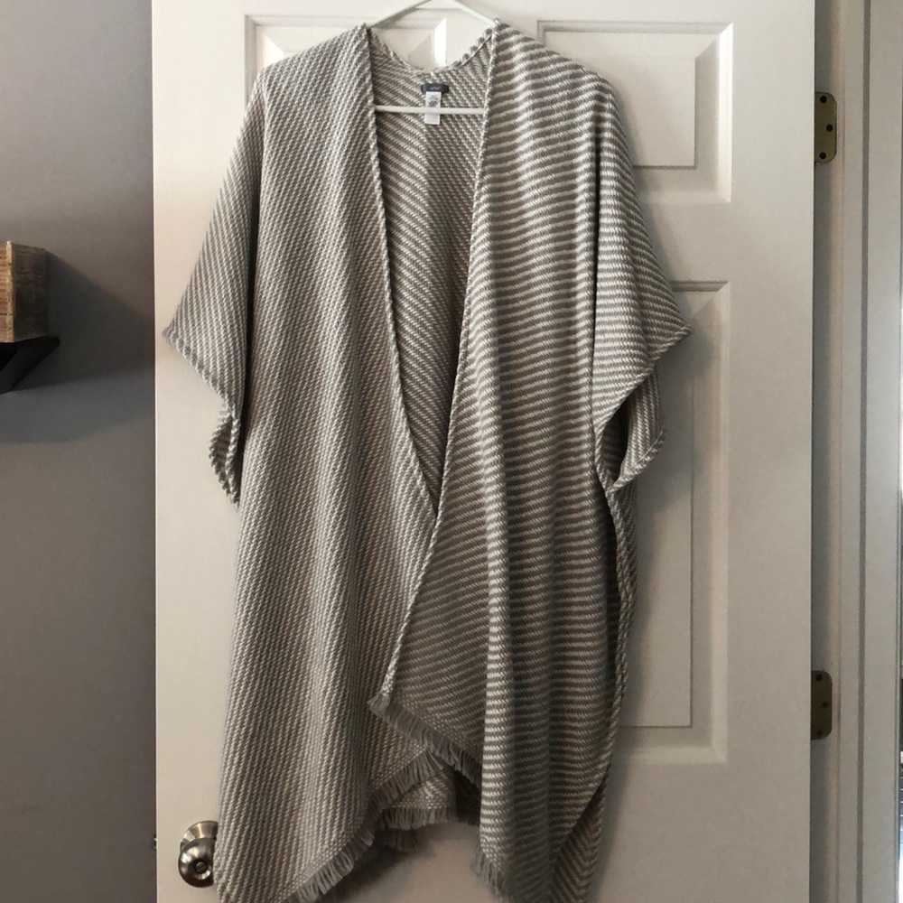 Cardigan Poncho
